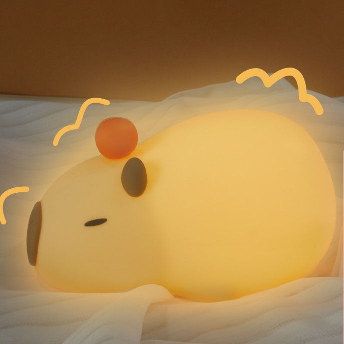 Squishy Lazy Capybara aus Silikon mit orangefarbenem LED-Nachtlicht – perfektes Geschenk für Kinder und Mädchen