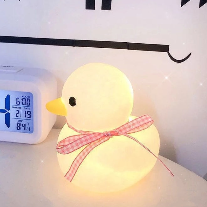 Squishy Silicone Pink Duck Mini LED Lamp - Perfect Gift for Kids and Girls