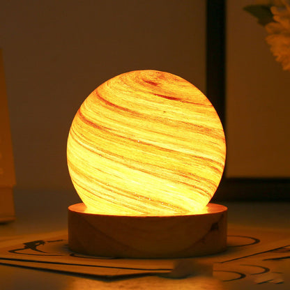 🌌 Enchanting Planet Lamp – A Universe of Colors and Dreams